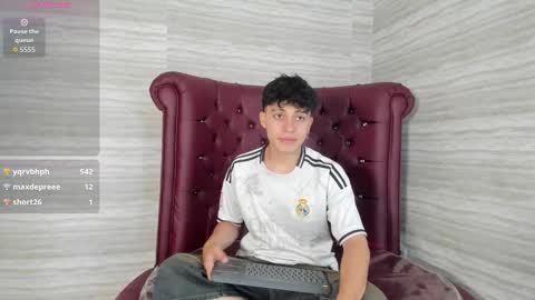 cutenaked_ online show from February 11, 11:48 am