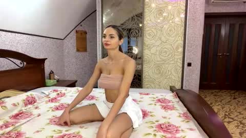Alina online show from December 19, 4:19 am