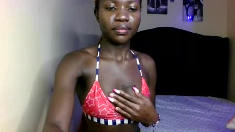 Snapshot of cutey_mara chatting on June 29, 3:46 am cutey_mara online show from June 29, 3:46 am
