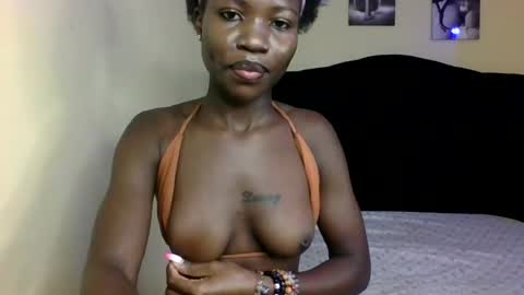 Snapshot of cutey_mara chatting on July 6, 4:53 am cutey_mara online show from July 6, 4:53 am