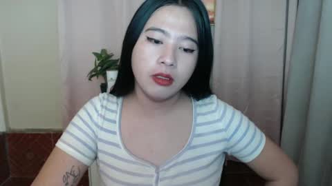 cutie_asianwoman online show from January 9, 11:56 pm