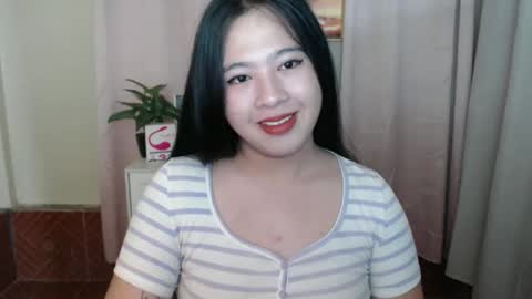cutie_asianwoman online show from January 12, 1:00 am