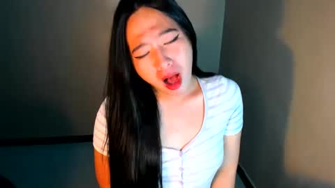 cutie_asianwoman online show from February 13, 10:54 pm