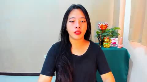 cutie_asianwoman online show from September 22, 6:37 am