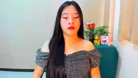 cutie_asianwoman online show from October 1, 6:52 am
