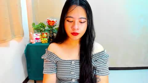 cutie_asianwoman online show from October 14, 6:58 am