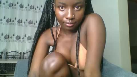 cutie_choco online show from April 17, 6:22 pm