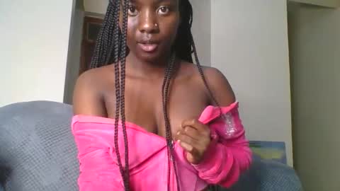 cutie_choco online show from April 18, 6:01 pm