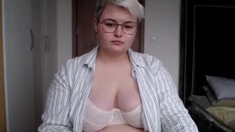 Sophie  Lilith online show from November 19, 7:19 am