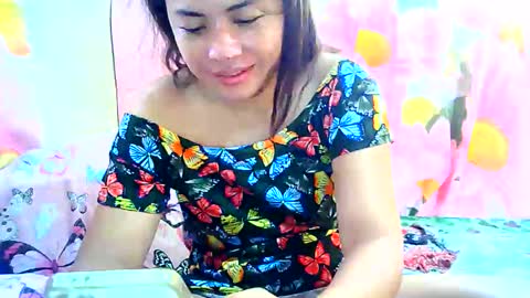 cutie_pie02 online show from March 7, 8:22 am