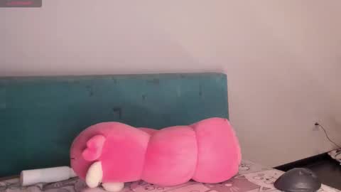 CutieSue online show from January 17, 1:43 am