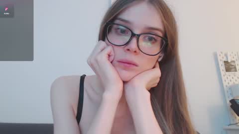 Eva online show from December 1, 4:29 pm