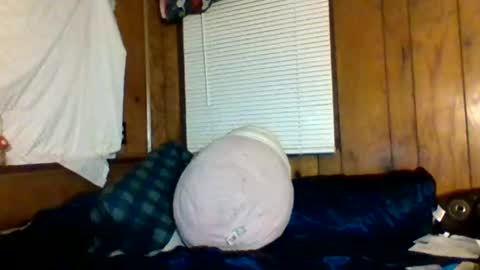 cw16125 online show from April 2, 8:23 am