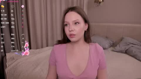 Snapshot of cwenbrayton chatting on February 13, 7:59 am Cwen online show from February 13, 7:59 am