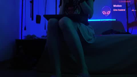 Snapshot of cyberxgoddess_ chatting on May 14, 8:59 pm Lily Goddess online show from May 14, 8:59 pm