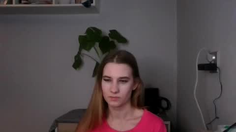 CyntiaNatural online show from December 29, 7:50 am