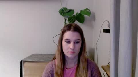 CyntiaNatural online show from February 13, 7:21 pm