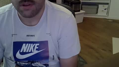 cyrsug online show from June 1, 2:08 pm