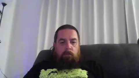 Snapshot of d1988 chatting on December 8, 9:13 am D online show from December 8, 9:13 am