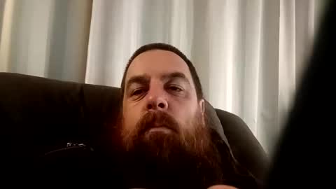 Snapshot of d1988 chatting on November 25, 8:47 am D online show from November 25, 8:47 am