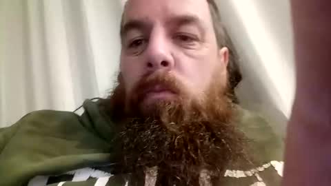 Snapshot of d1988 chatting on April 6, 8:15 am D online show from April 6, 8:15 am