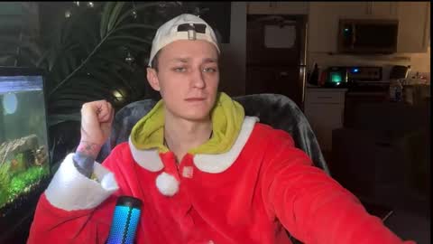 Snapshot of da_danya chatting on February 1, 9:52 am da_danya online show from February 1, 9:52 am