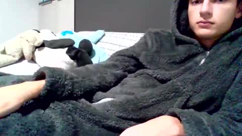 Snapshot of daaneel_ chatting on January 7, 9:57 pm Dannel online show from January 7, 9:57 pm