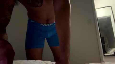 dabrownb0y online show from April 22, 4:04 am