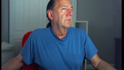 Snapshot of daddys7plus chatting on July 29, 12:53 am daddys7plus online show from July 29, 12:53 am