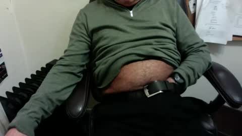 Snapshot of dadooronron69 chatting on February 5, 6:12 pm dadooronron69 online show from February 5, 6:12 pm