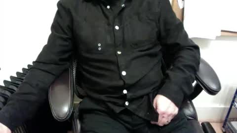 Snapshot of dadooronron69 chatting on February 7, 5:27 pm dadooronron69 online show from February 7, 5:27 pm