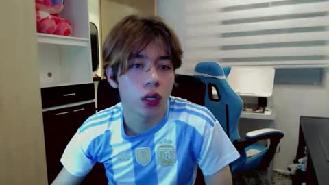 dae_lune online show from February 18, 11:22 pm