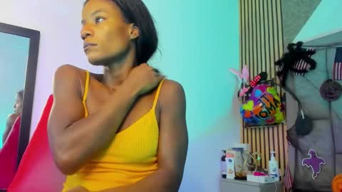 daffnelewis online show from October 17, 11:24 am