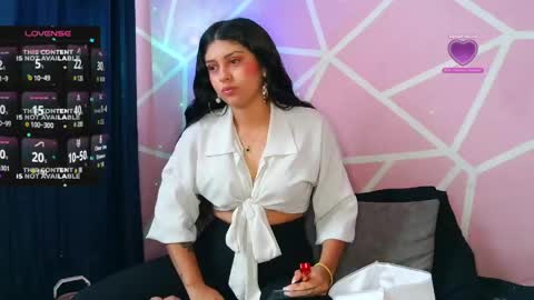 dafna lorens  online show from April 16, 8:31 pm