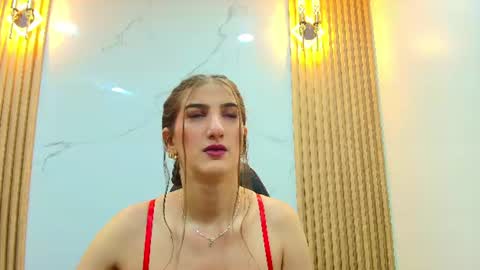 Snapshot of dafne_castro6478 chatting on June 28, 9:59 am Dafne Castro online show from June 28, 9:59 am