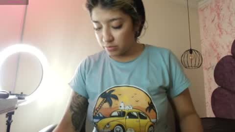 Dahiana  online show from April 15, 7:58 pm