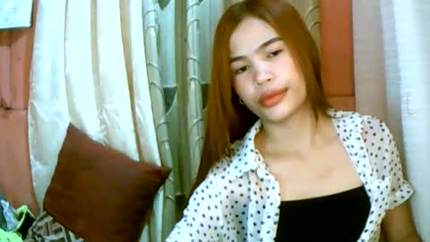 Snapshot of dahlia_123 chatting on December 30, 2:09 am Im Dahlia online show from December 30, 2:09 am