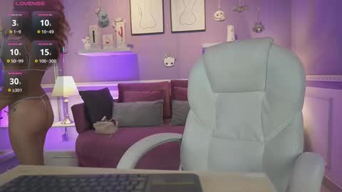 Dahlia Grey online show from October 21, 11:33 am