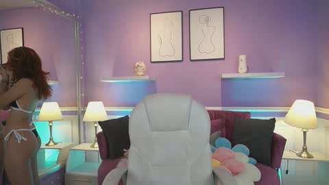 Dahlia Grey online show from November 26, 11:44 am