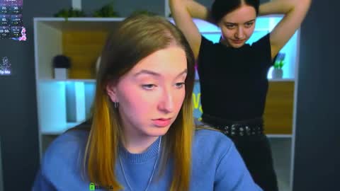 Little Di online show from April 11, 9:08 pm