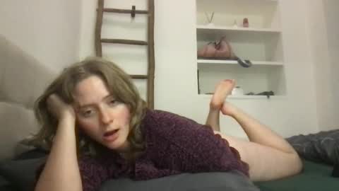 daisy_lately online show from January 7, 3:14 pm