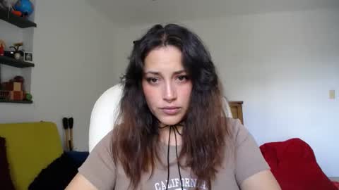 IG  dakotasofiaa online show from June 24, 7:24 pm