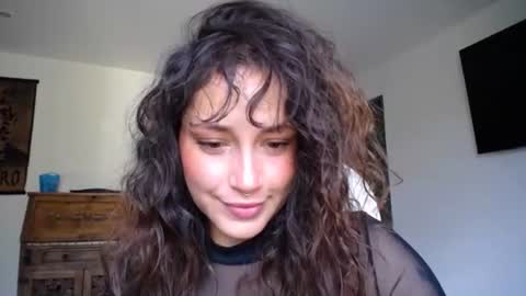 IG  dakotasofiaa online show from June 25, 10:25 pm