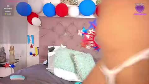 Snapshot of dakota_harriss chatting on July 6, 12:57 pm Dakota online show from July 6, 12:57 pm