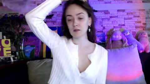 Dalia  online show from November 11, 9:20 am