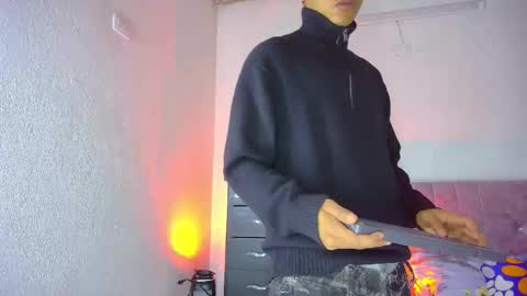 Snapshot of damar_felipe chatting on February 5, 8:02 pm damar_felipe online show from February 5, 8:02 pm