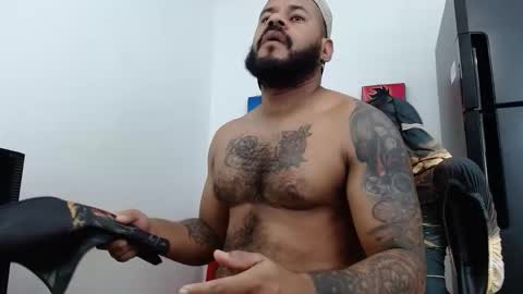 damian64436171 online show from January 14, 3:23 am