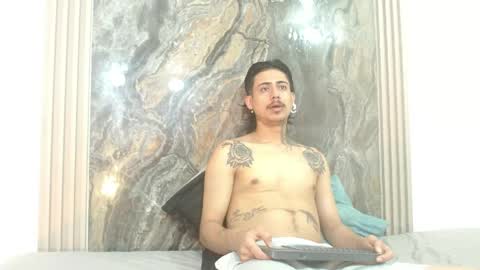 damian_and_camerum online show from April 19, 3:28 am