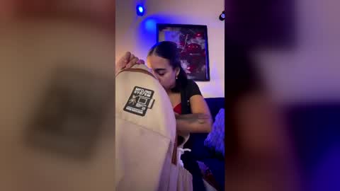 damian_n_lissa online show from August 3, 6:33 pm
