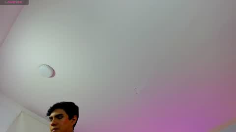 damian_tay1 online show from July 16, 11:38 am